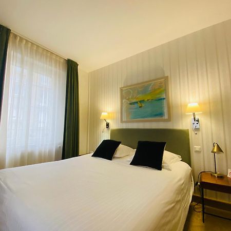Hotel Ajoncs D'Or Saint-Malo Exterior photo