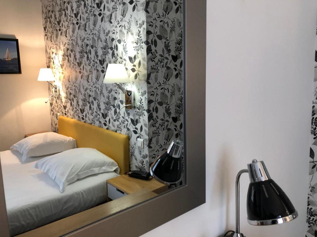 Hotel Ajoncs D'Or Saint-Malo Exterior photo