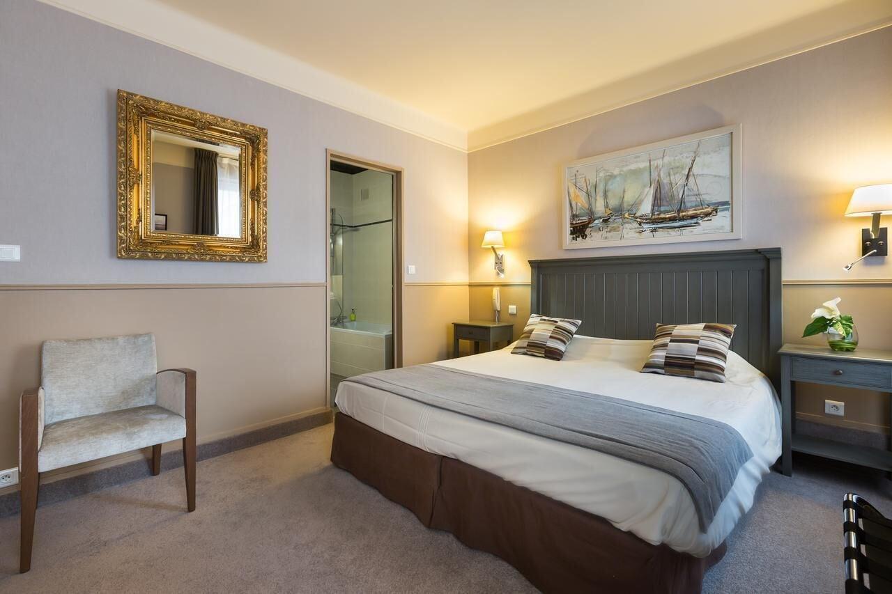 Hotel Ajoncs D'Or Saint-Malo Exterior photo
