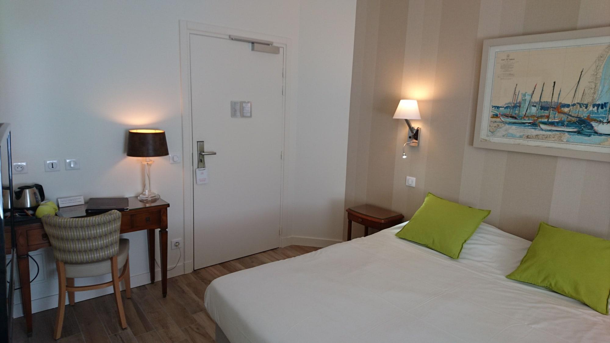 Hotel Ajoncs D'Or Saint-Malo Exterior photo