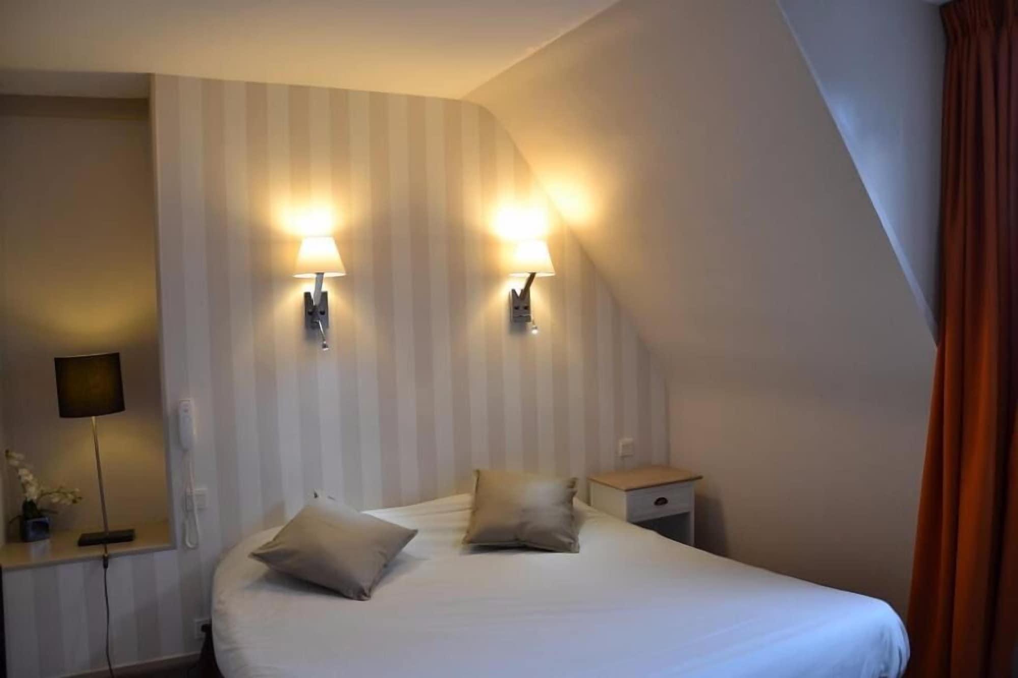 Hotel Ajoncs D'Or Saint-Malo Exterior photo