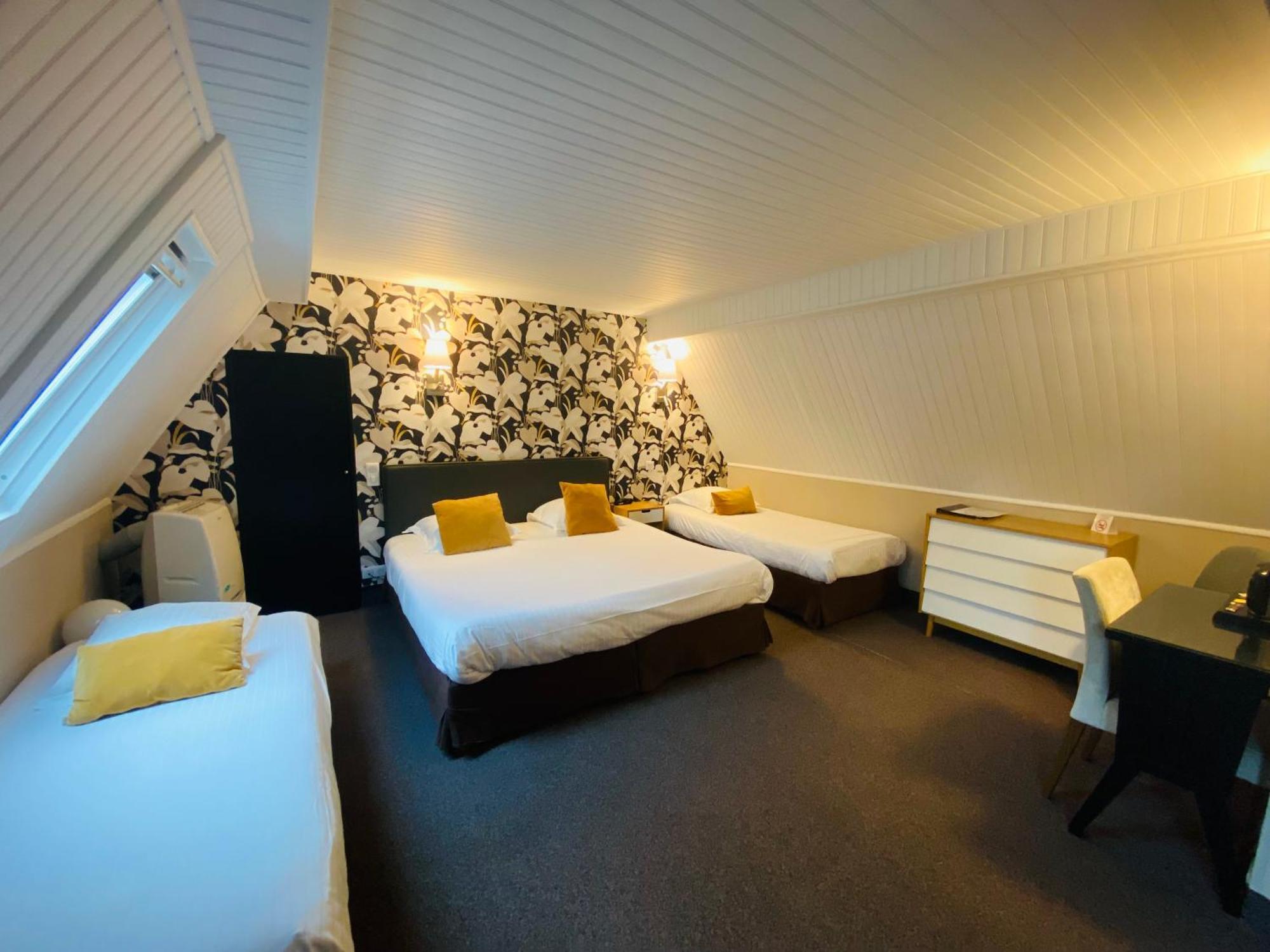 Hotel Ajoncs D'Or Saint-Malo Exterior photo